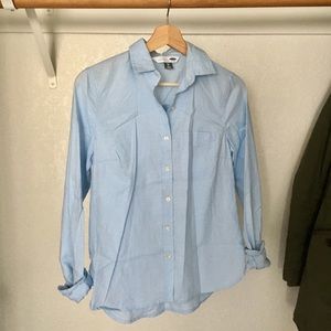 Old Navy light blue button down